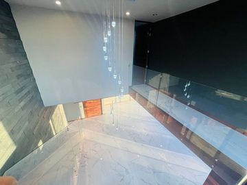 Se Vende Pent House en Loma Dorada de 491 m2, Único e Indescriptible.