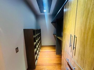 Se Vende Pent House en Loma Dorada de 491 m2, Único e Indescriptible.