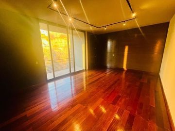 Se Vende Pent House en Loma Dorada de 491 m2, Único e Indescriptible.