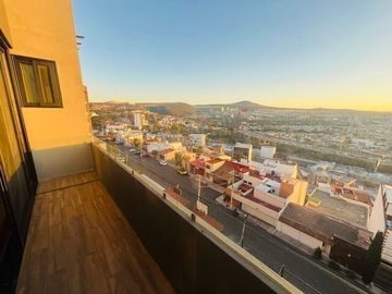 Se Vende Pent House en Loma Dorada de 491 m2, Único e Indescriptible.
