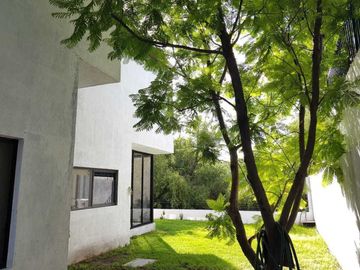 En Venta Preciosa Residencia de Autor en Villas del Mesón Juriquilla - Luxury !!