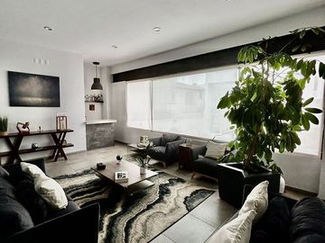 Hermosa Residencia de Autor en Centro Sur, Claustros de Las Misiones II