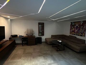 Hermosa Residencia de Autor en Centro Sur, Claustros de Las Misiones II