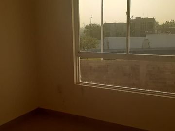 Hermoso Departamento Entre El Refugio y Zibatá, 3 Recamaras, Alberca, Ganalo !
