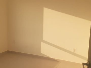 Hermoso Departamento Entre El Refugio y Zibatá, 3 Recamaras, Alberca, Ganalo !