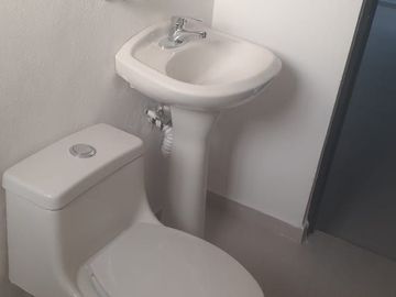 Hermoso Departamento Entre El Refugio y Zibatá, 3 Recamaras, Alberca, Ganalo !