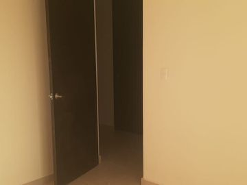 Hermoso Departamento Entre El Refugio y Zibatá, 3 Recamaras, Alberca, Ganalo !