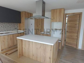 VENTA CASA DUPLEX TUMBACO EN CONJUNTO