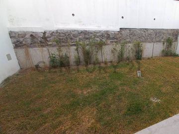 VENTA CASA TUMBACO EN CONJUNTO