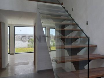 VENTA CASA TUMBACO EN CONJUNTO