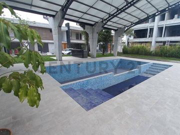 VENTA CASA TUMBACO EN CONJUNTO
