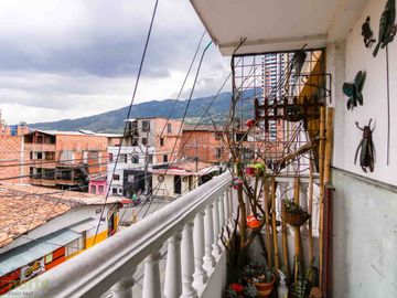 APARTAMENTO en VENTA en Bello Barrio  San Martin Bello