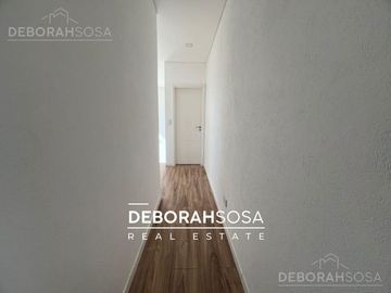 Casa en venta 5 ambientes a la laguna pileta en Barrio El Cantón Escobar