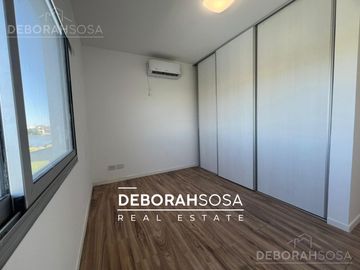 Casa en venta 5 ambientes a la laguna pileta en Barrio El Cantón Escobar