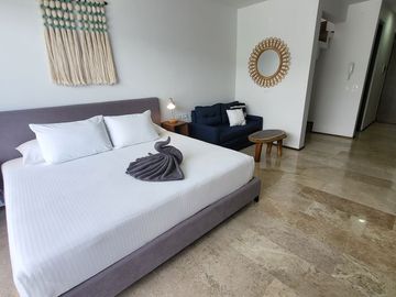 VENTA PENTHOUSE ALBERCA PRIVADA CENTRO PLAYA DEL CARMEN
