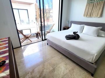 VENTA PENTHOUSE ALBERCA PRIVADA CENTRO PLAYA DEL CARMEN
