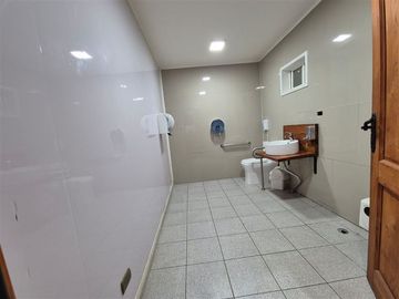 Local Comercial en Venta en José Luis Araneda