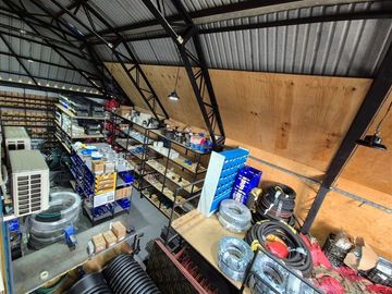 Local Comercial en Venta en José Luis Araneda