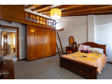 Alangasí, Casa en Venta, 970.13m2, 4 Habitaciones