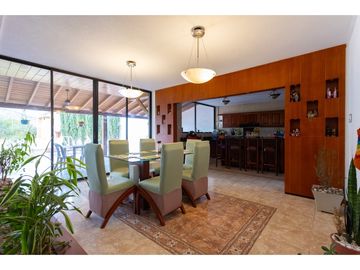 Alangasí, Casa en Venta, 970.13m2, 4 Habitaciones