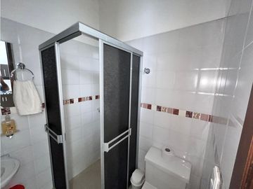 SE VENDE EDIFICIO DE APARTAMENTOS EN ALAMEDA RENTABLE RENTAS CORTAS