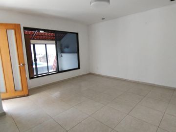CASA EN LOMAS TRUJILLO