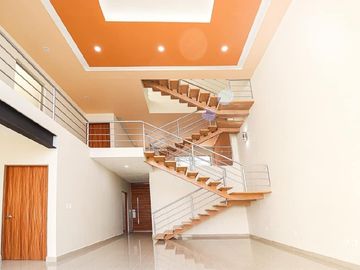 CASA NUEVA EN ZONA DORADA DELICIAS