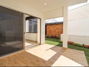 CASA NUEVA EN ZONA DORADA DELICIAS