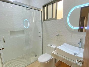 CASA NUEVA EN ZONA DORADA DELICIAS
