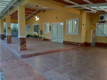 VENDO CASA EN ARRAIJAN JUAN DEMOTENES PH LAS VILLA LA PALMERA 4R