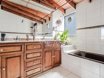 Paul Harris - General Blanche/La Escuela - Comuna Las Condes - Casa - Venta