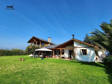 Venta Casa en Parcela de 8.000 m2 en Olmué