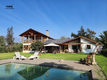 Venta Casa en Parcela de 8.000 m2 en Olmué