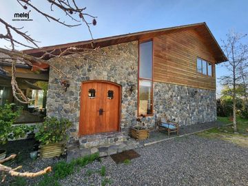 Venta Casa en Parcela de 8.000 m2 en Olmué
