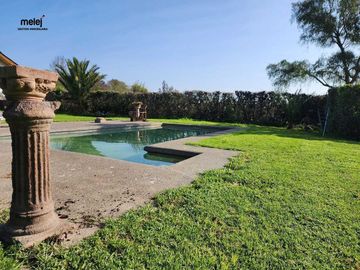 Venta Casa en Parcela de 8.000 m2 en Olmué