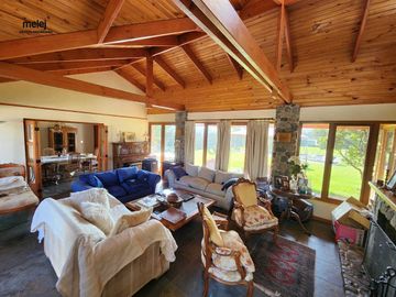 Venta Casa en Parcela de 8.000 m2 en Olmué