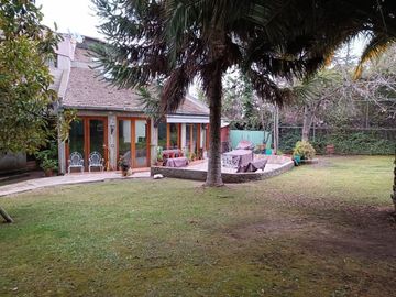 Vendo hermosa casa La Reina Alta