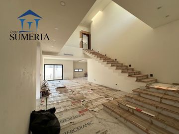 Bonita residencia inteligente en exclusivo fraccionamiento