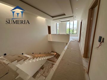 Bonita residencia inteligente en exclusivo fraccionamiento