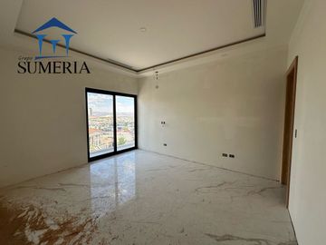 Bonita residencia inteligente en exclusivo fraccionamiento