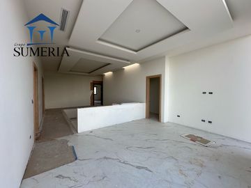 Bonita residencia inteligente en exclusivo fraccionamiento