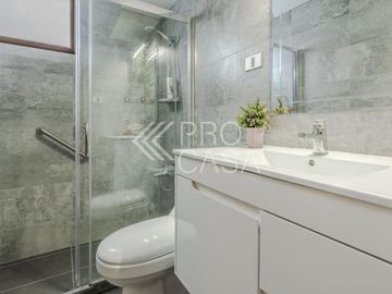 Avenida Ossa - Av. Echeñique/Nazareth - Av. Tobalaba - Casa - Venta