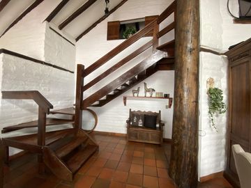 Casa en Venta | con piscina y amplias áreas verdes | Pifo