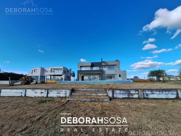 Casa en  alquiler  anual-amoblada-a la laguna-escobar -san Sebastian-loma verde-
