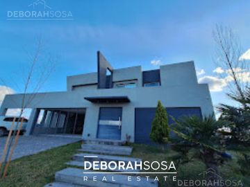 Casa en  alquiler  anual-amoblada-a la laguna-escobar -san Sebastian-loma verde-