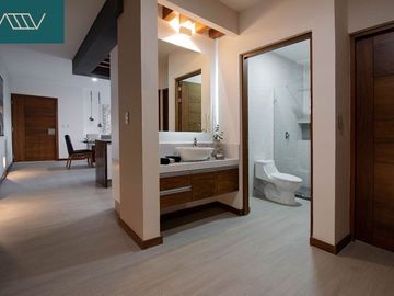 PENTHOUSE EN VENTA JURIQUILLA SIN MUEBLES