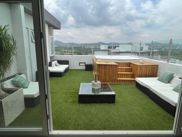 PENTHOUSE EN VENTA JURIQUILLA SIN MUEBLES