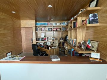 PENTHOUSE EN VENTA JURIQUILLA SIN MUEBLES