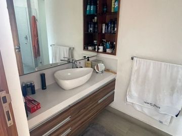 PENTHOUSE EN VENTA JURIQUILLA SIN MUEBLES