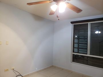 CASA EN VENTA LAS LOMAS SECTOR BOSQUES GARCIA
